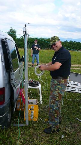 003 Montaz KV anten OM8AFR OM8KD.JPG